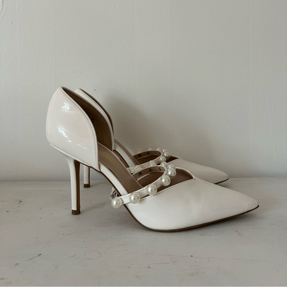 Amazon closed toe pearl heel